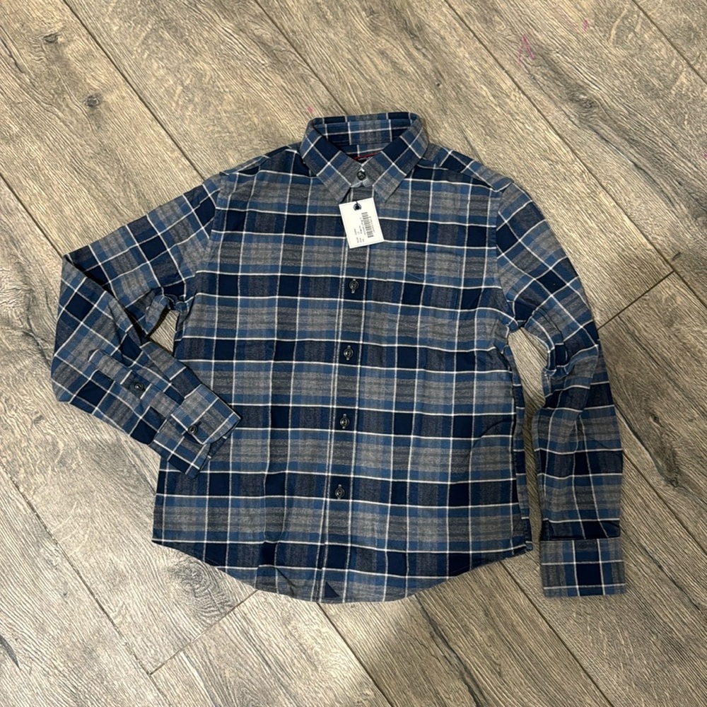 NEW • Untuckit • Boys Button Down cedar flannel Shirt
Gray Navy Blue 12